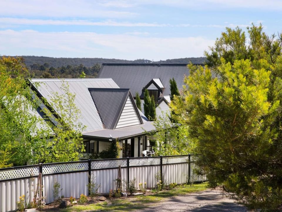 Cottage 4A - sweet retreat with spa in Daylesford House in Daylesford