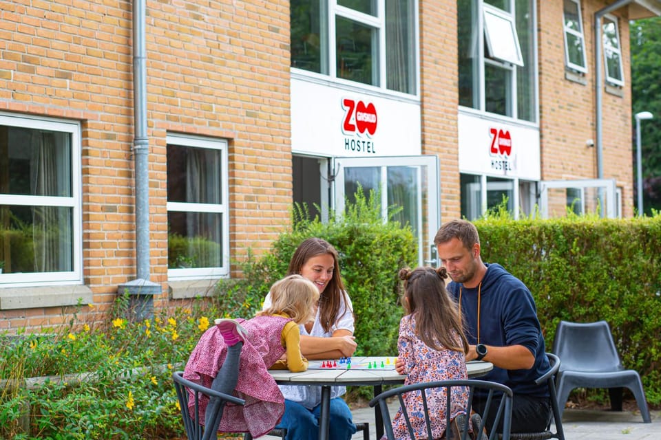 Patio, Game Room, Family