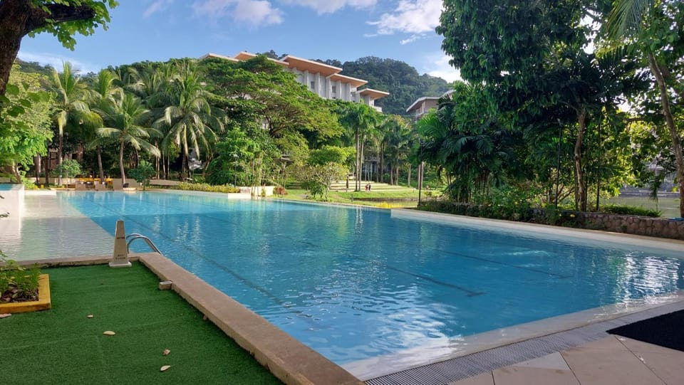 Pico De Loro Condo Unit Apartment in Nasugbu