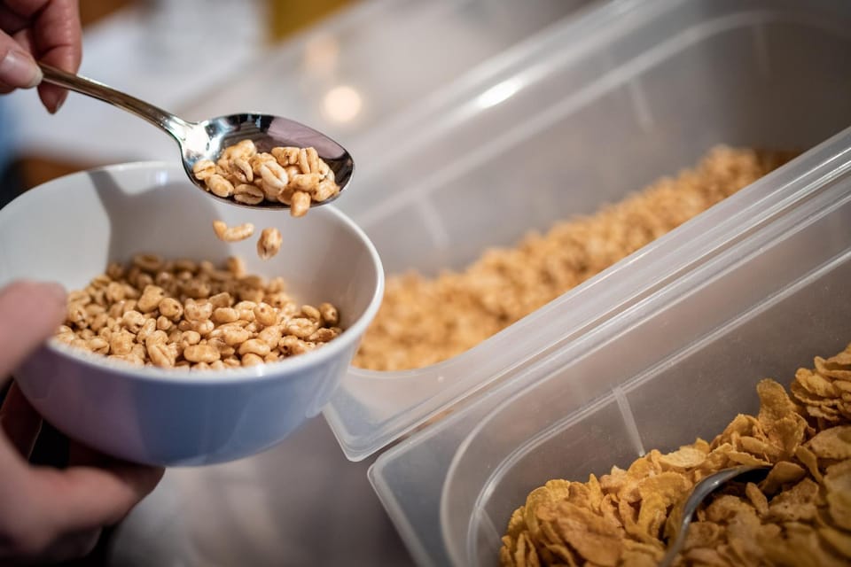 Food and drinks, Buffet breakfast