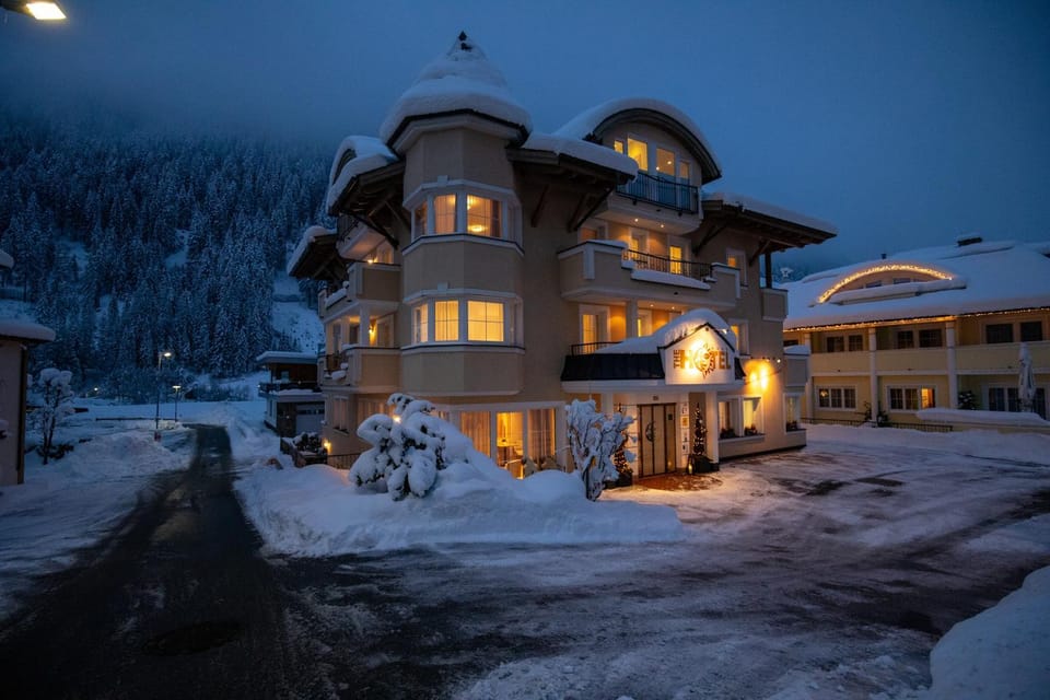Property building, Night, Other, Other