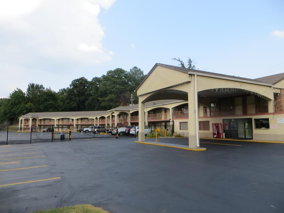 Crown Inn Hotel in Memphis