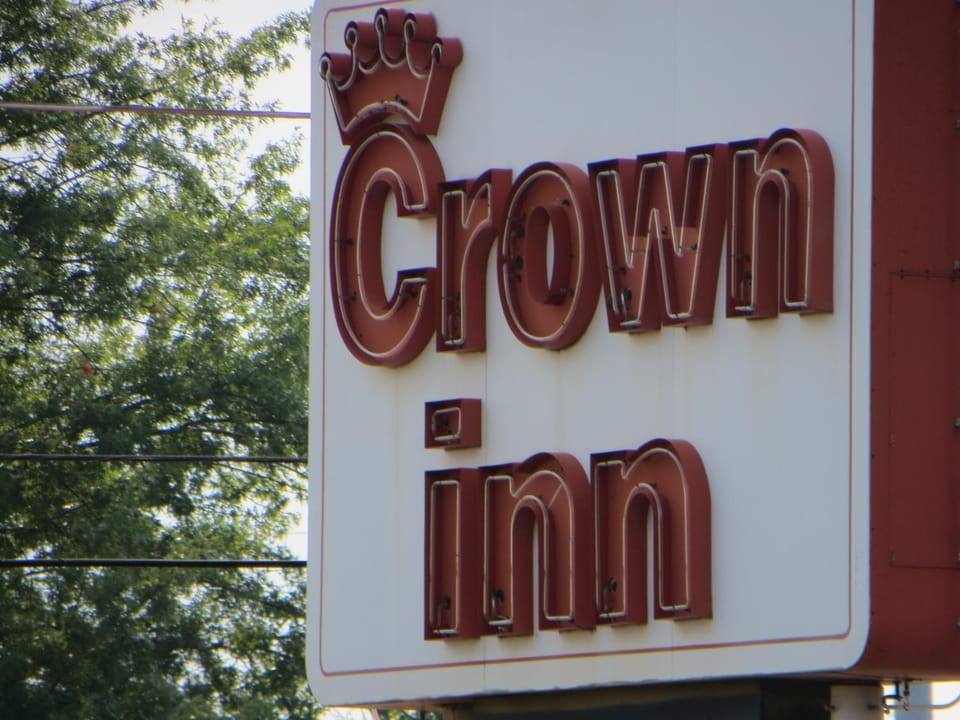 Crown Inn Hotel in Memphis