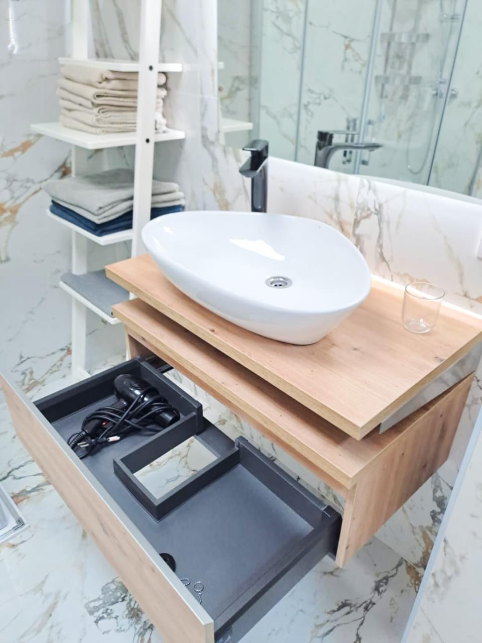 Toilet, Bathroom, heating