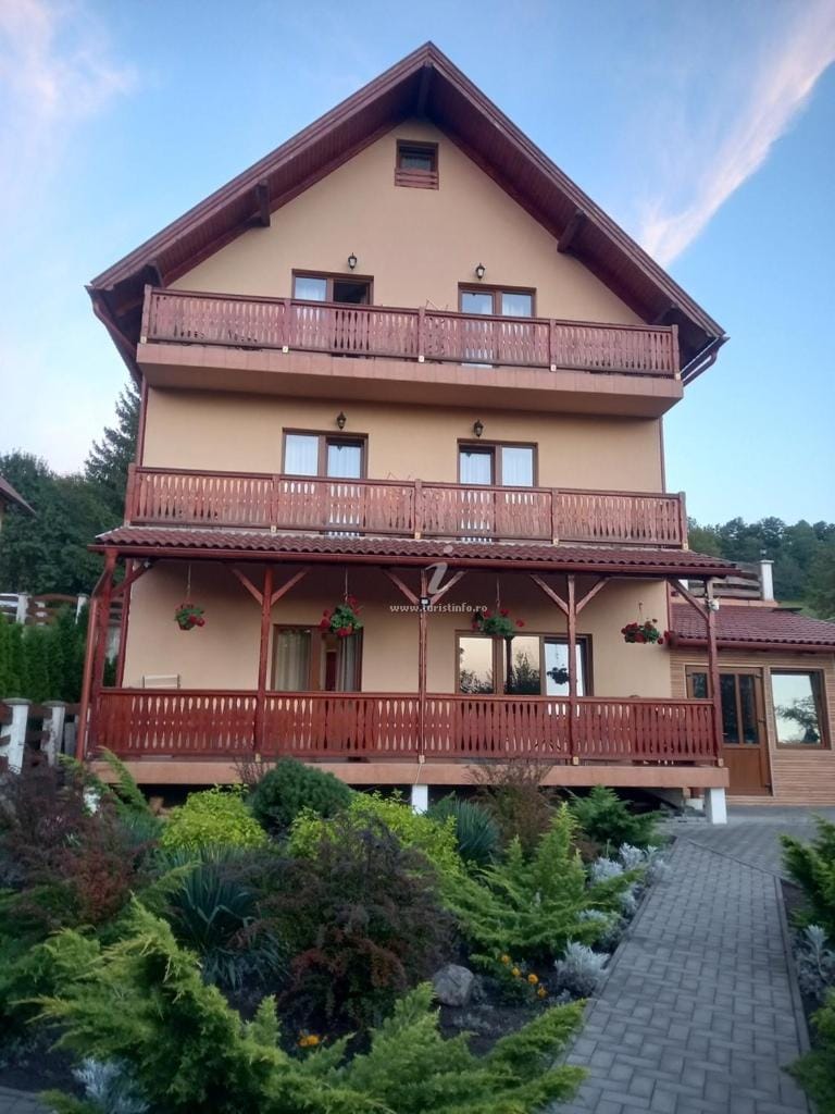 Casa Eldorado Bed and Breakfast in Romania