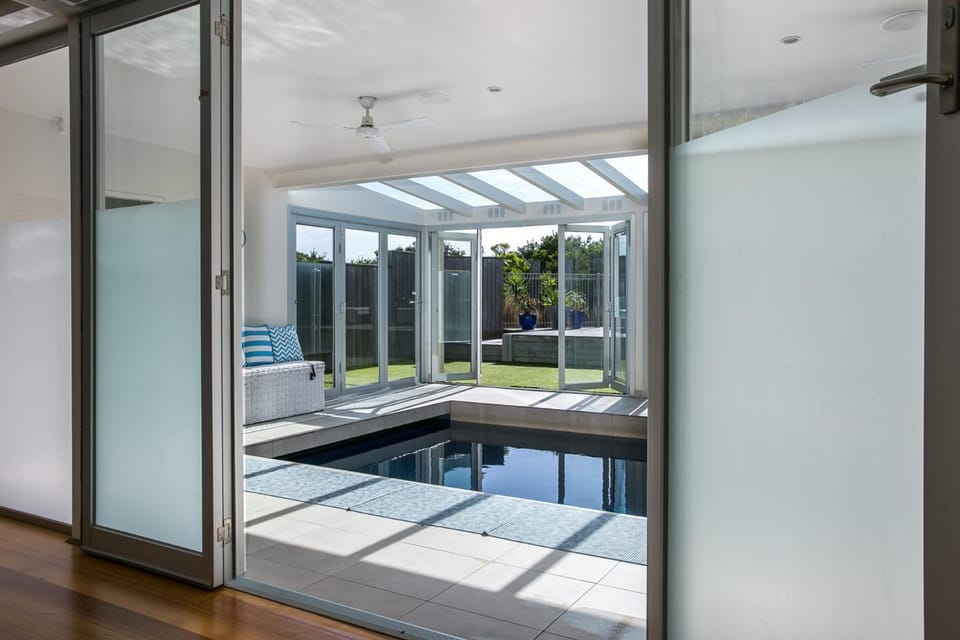Swimming pool