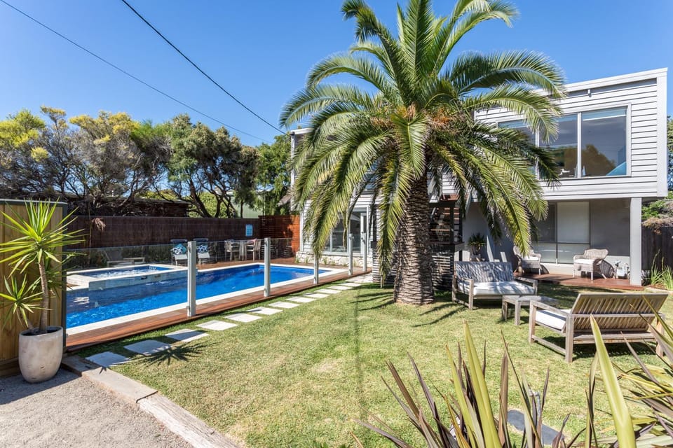Garden, Swimming pool
