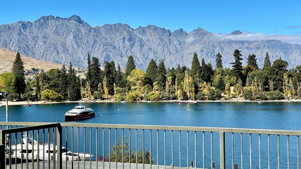 View (from property/room), View (from property/room), Autumn, Lake view, Lake view, Mountain view, Mountain view