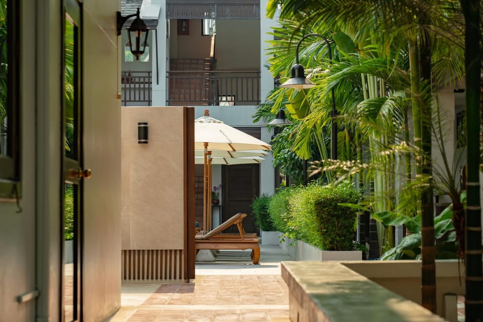 Property building, Swimming pool