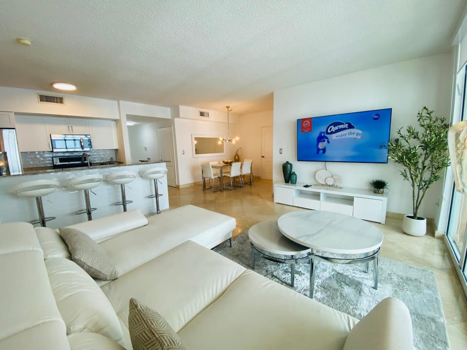 The King David Condos Apartment in Sunny Isles Beach