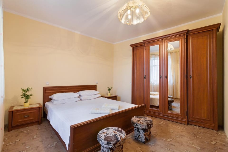Other, Other, Photo of the whole room, Decorative detail, Decorative detail