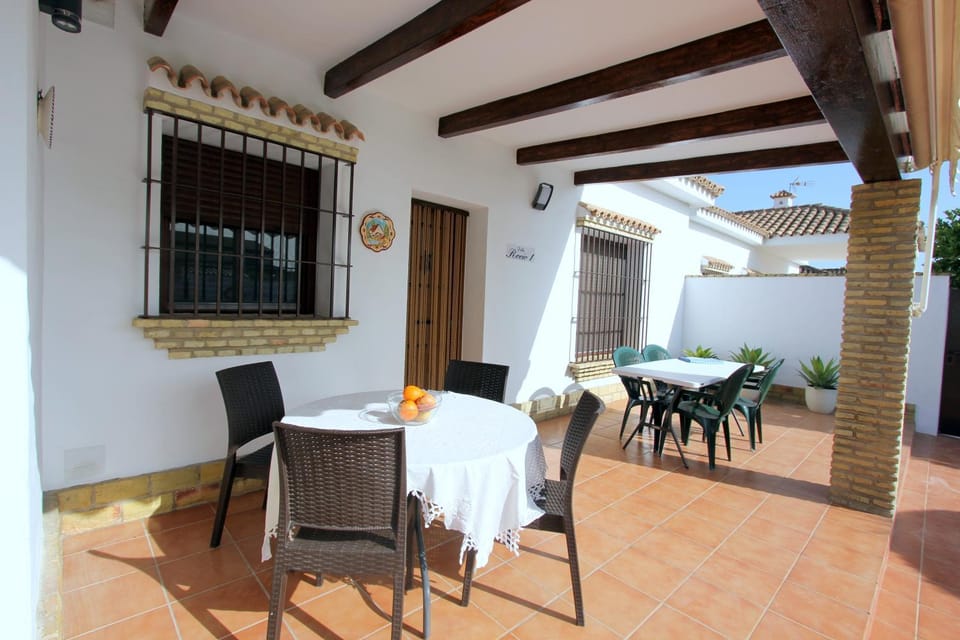 Patio, Balcony/Terrace, Dining area