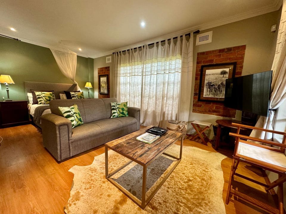 Pin Oak Cottage Villa in KwaZulu-Natal