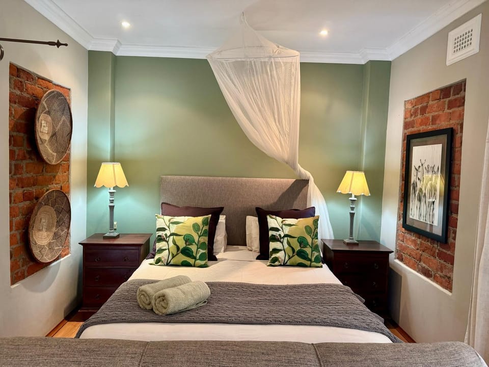 Pin Oak Cottage Villa in KwaZulu-Natal