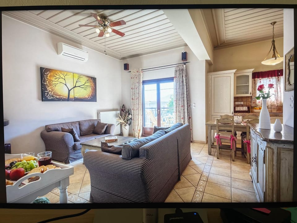 Giogarakis Suites Apartment in Peloponnese, Western Greece and the Ionian