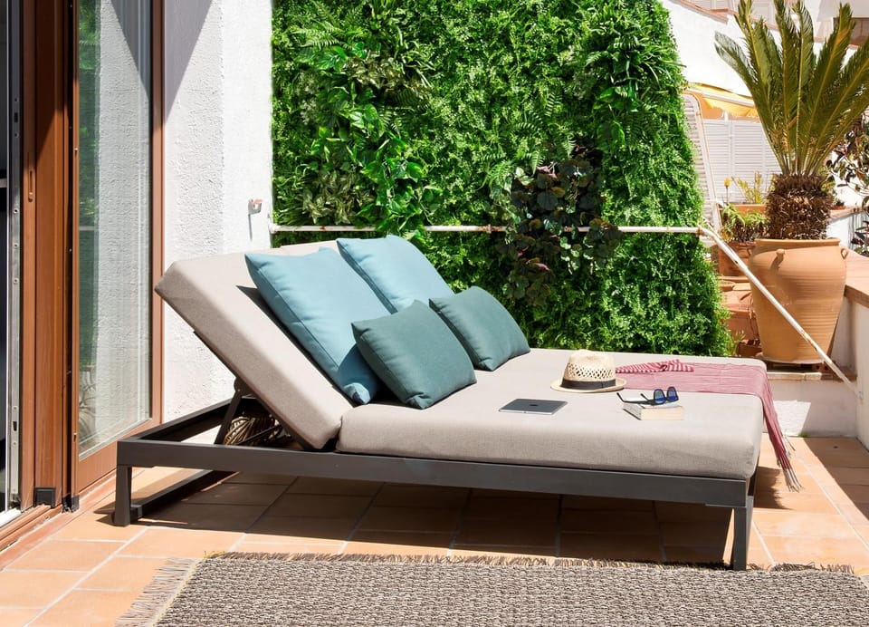 View (from property/room), Balcony/Terrace, Garden view