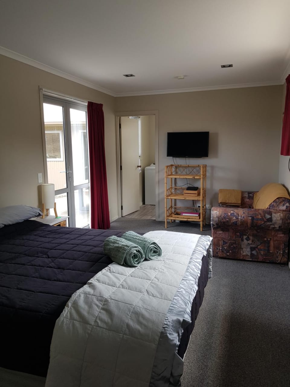 Lookout Studio Apartment in Alexandra