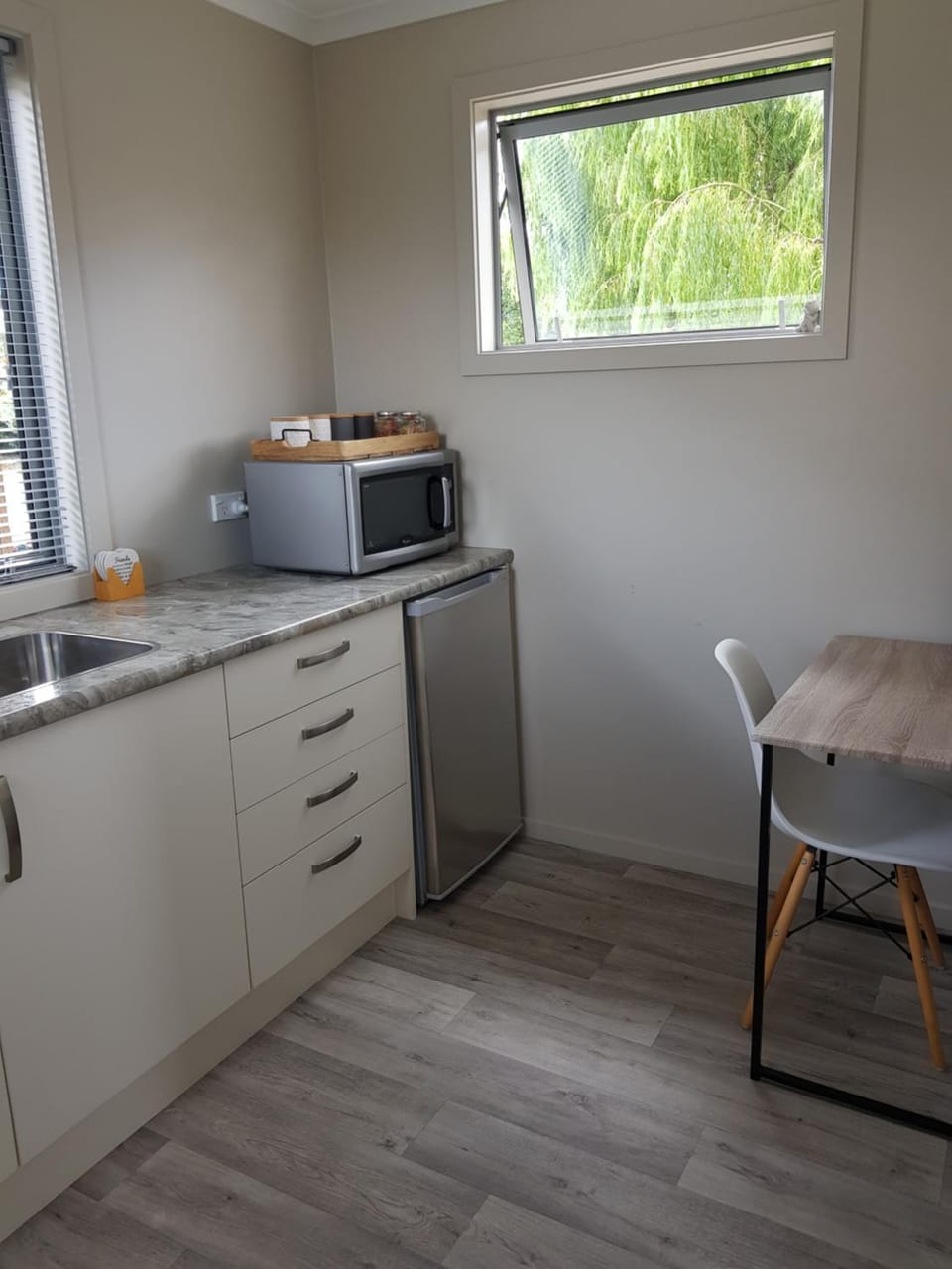 Lookout Studio Apartment in Alexandra