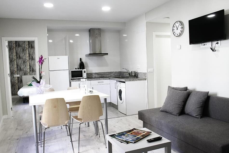 TV and multimedia, Kitchen or kitchenette, Dining area