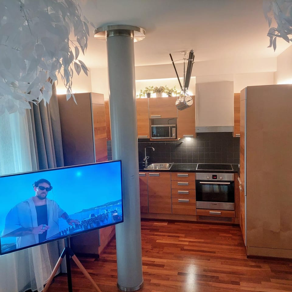 Superb Location + Silence + Sauna Apartment in Helsinki