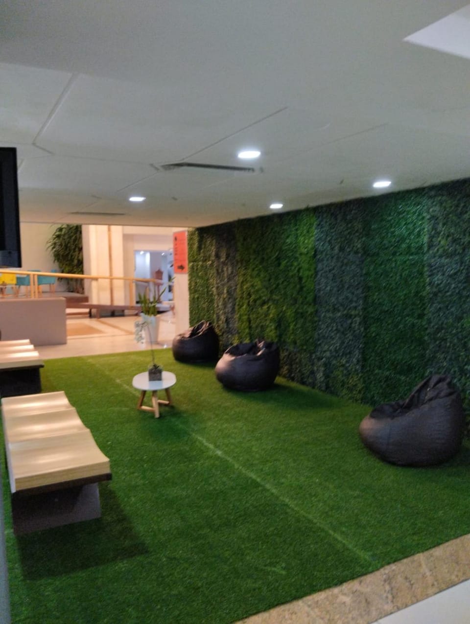 Property building, Seating area