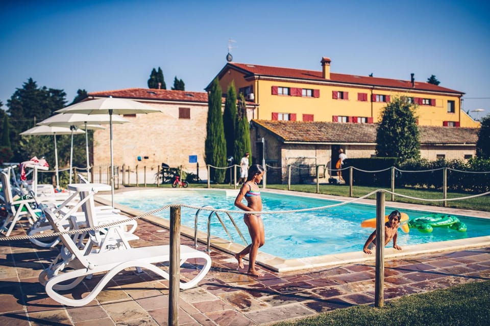 Swimming pool, Swimming pool