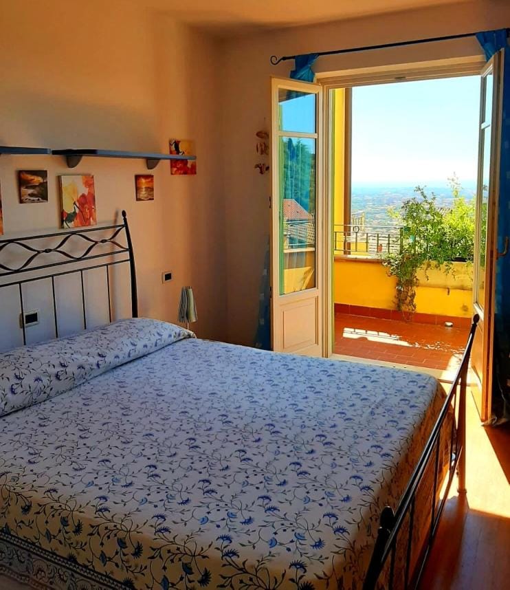 Casa Marta Bed and Breakfast in Province of Massa and Carrara