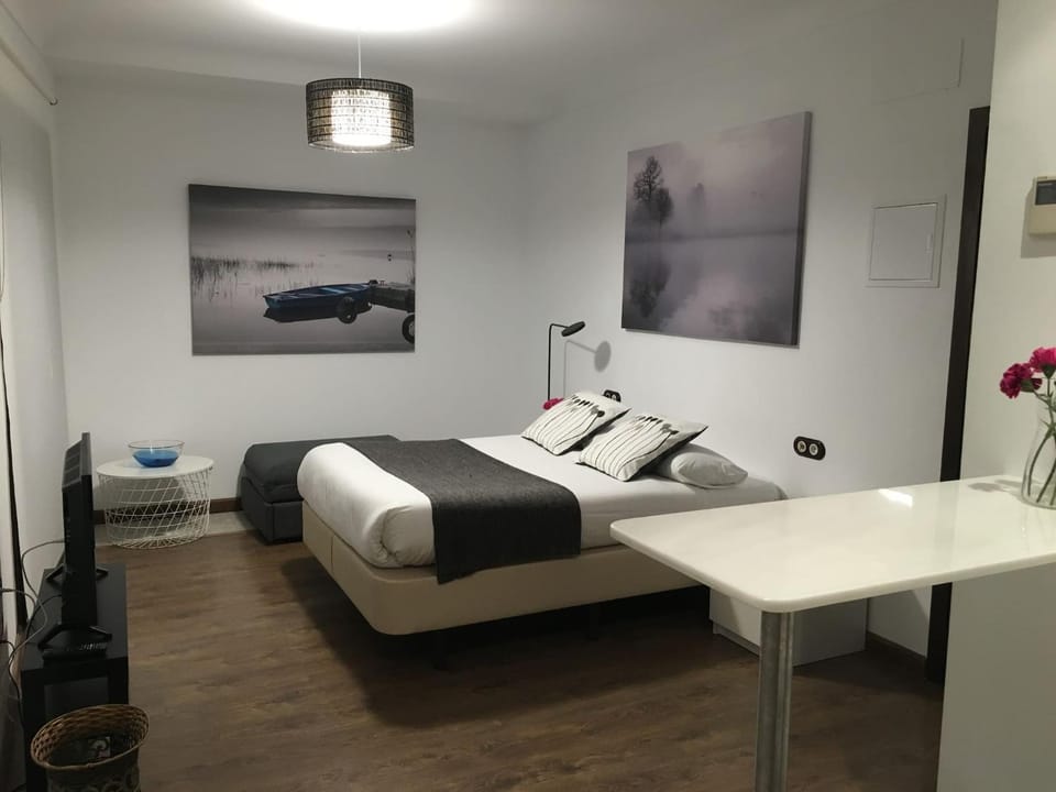Other, Photo of the whole room