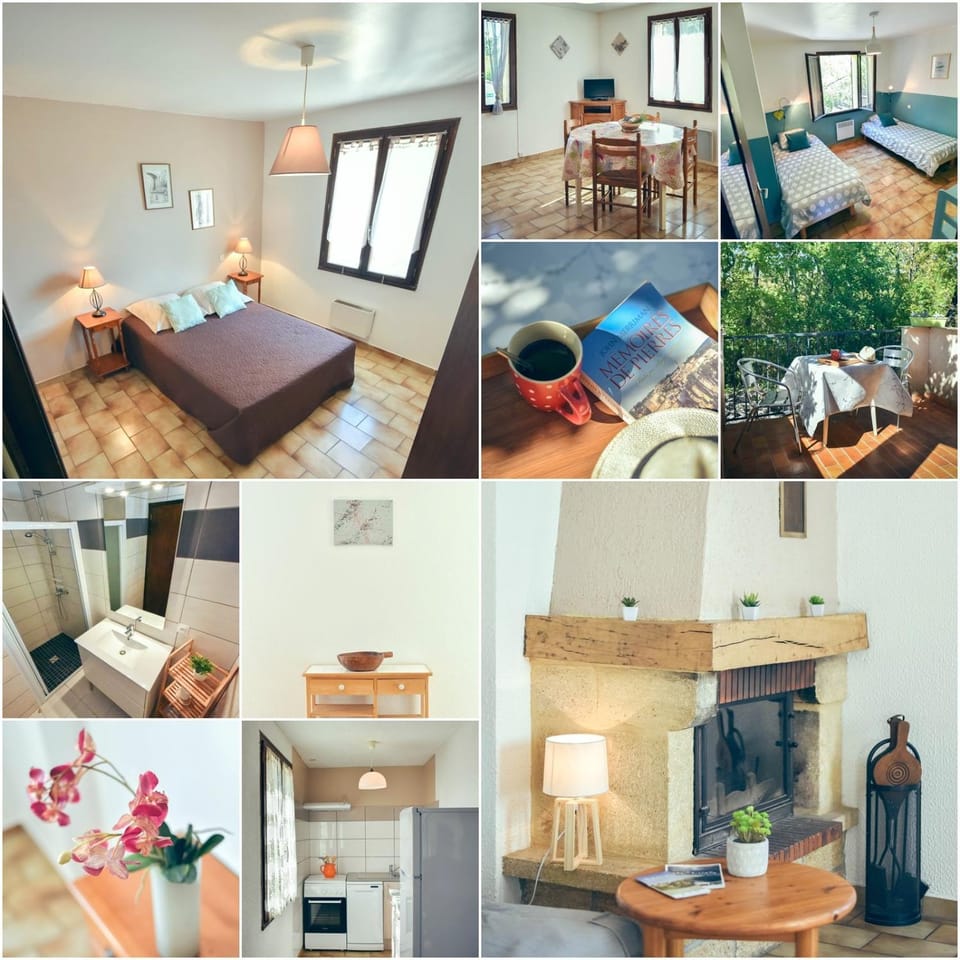 TV and multimedia, Kitchen or kitchenette, Seating area, Bedroom