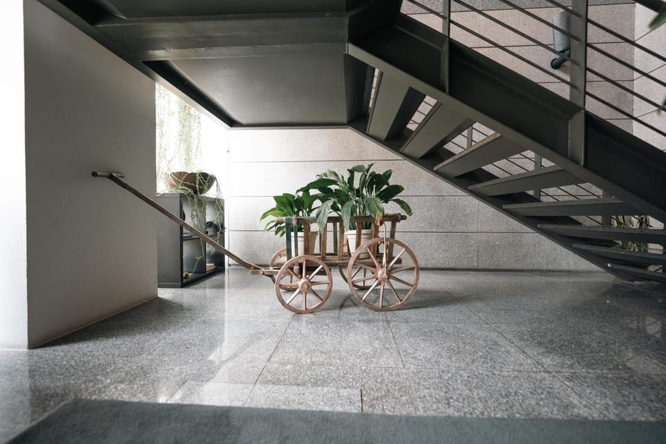 Lobby or reception, elevator