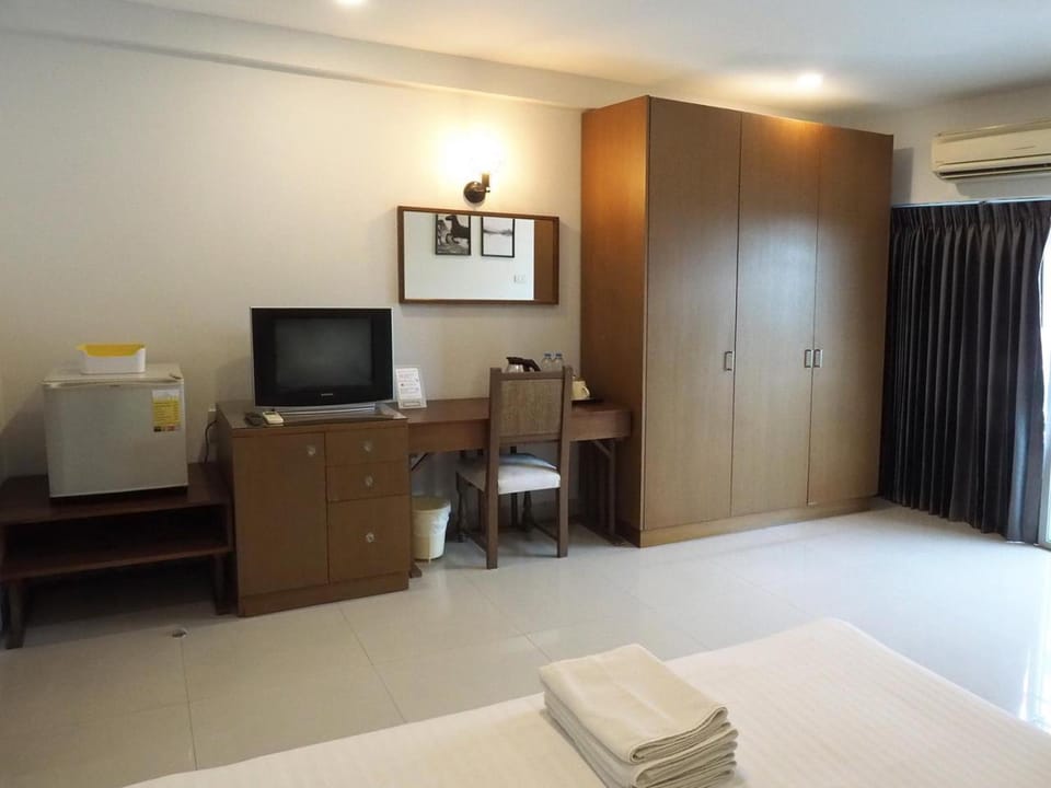 TV and multimedia, Coffee/tea facilities