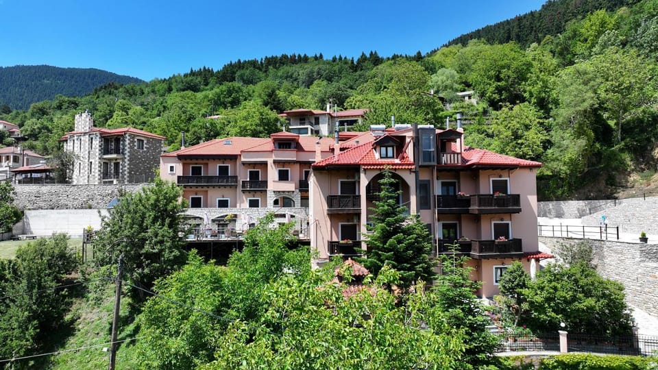 Villa Virginia Hotel Hotel in Peloponnese, Western Greece and the Ionian