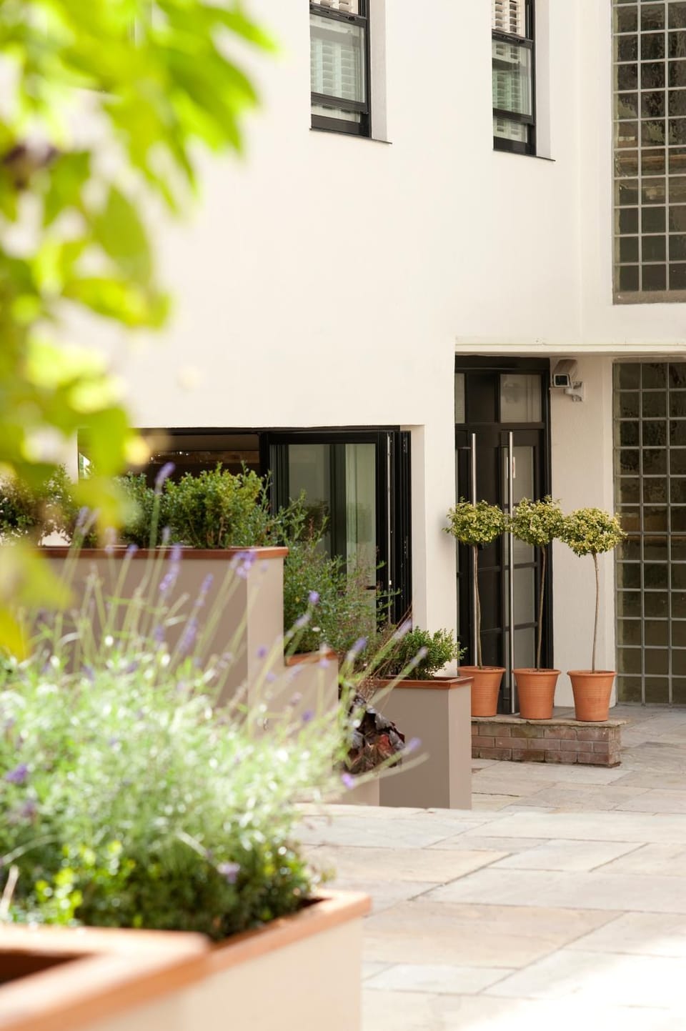 Facade/entrance, Balcony/Terrace