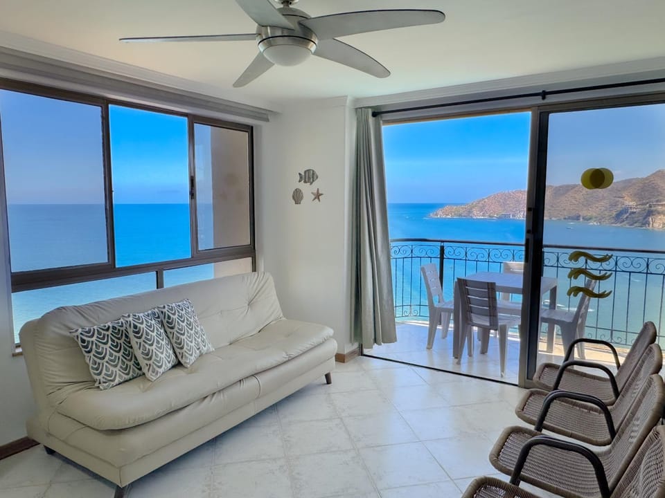 Living room, Sea view
