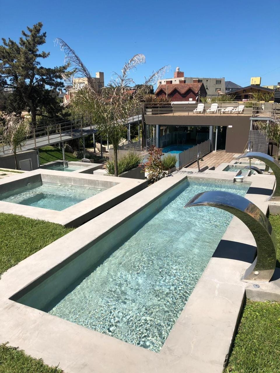 Patio, Facade/entrance, Off site, Day, Natural landscape, Garden, Hot Tub, Swimming pool, Swimming pool