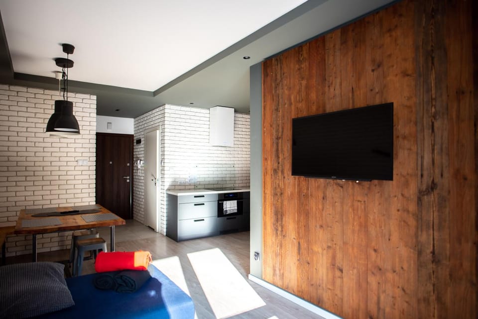 TV and multimedia