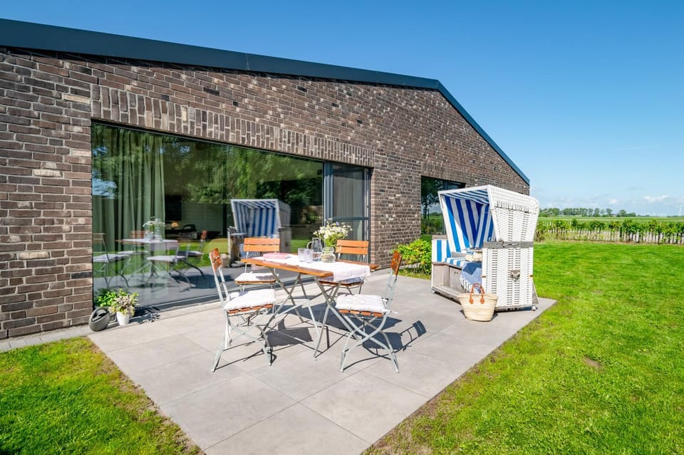 Day, Garden, Dining area, Garden view