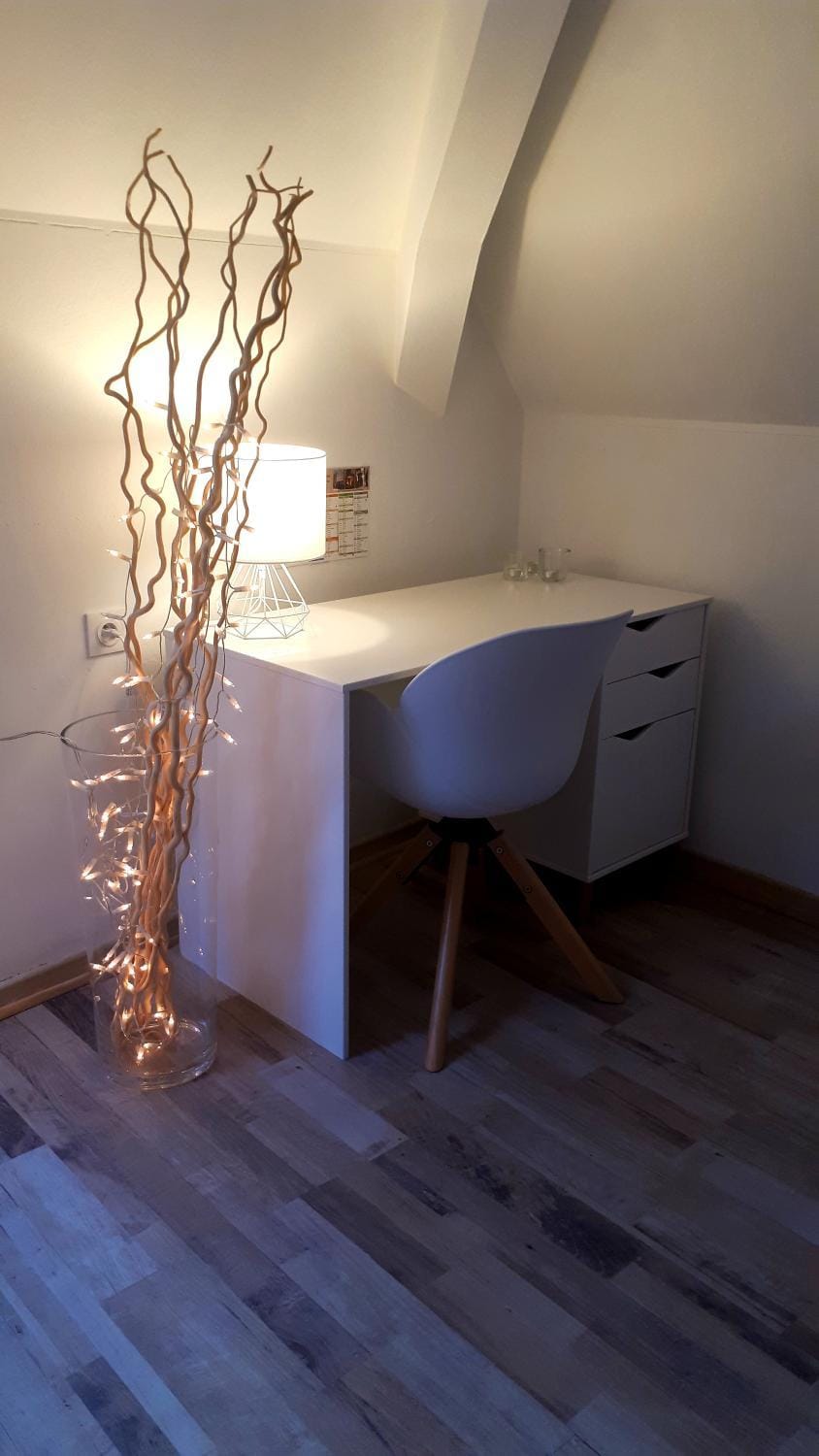 Photo of the whole room, Decorative detail, Bedroom, Area and facilities, hair dresser