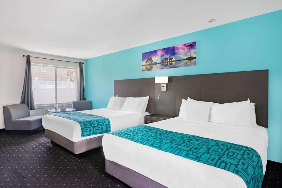 Photo of the whole room, On site