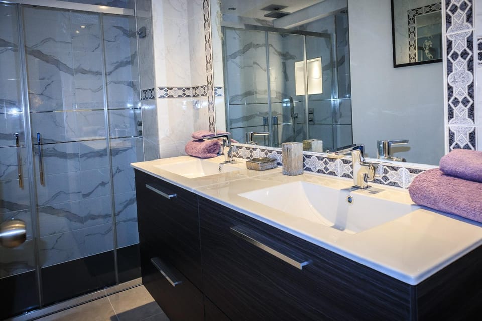 Penthouse A6 Parque la Carolina/Carolina Park Apartment in Marbella