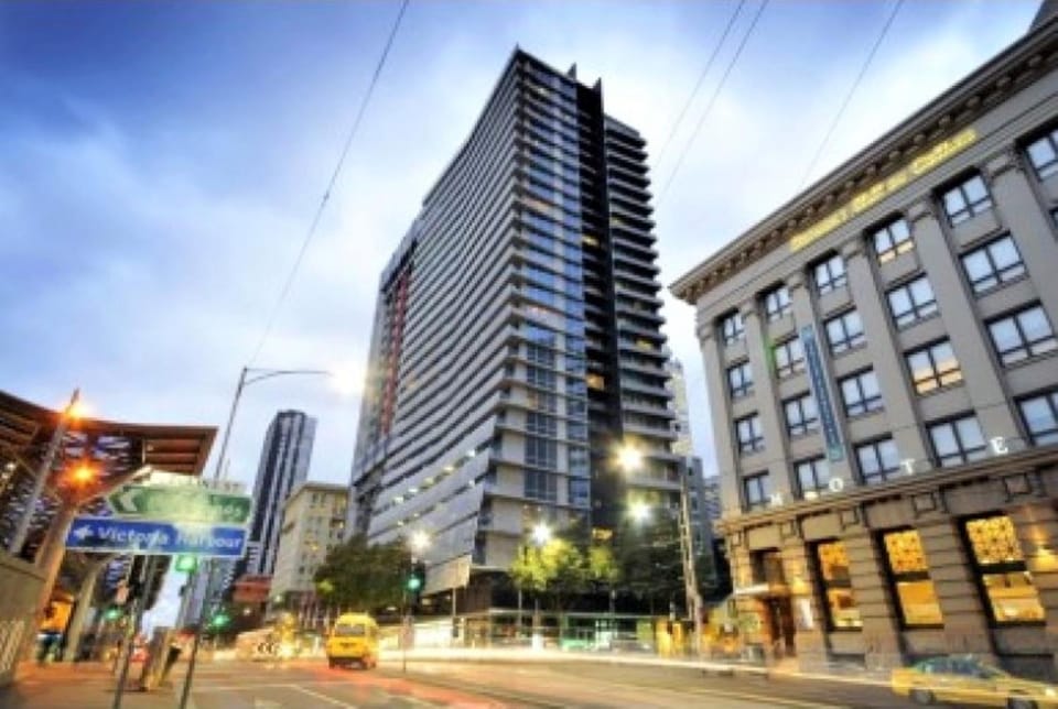 Readyset Apartments at Liberty Apartment in Melbourne