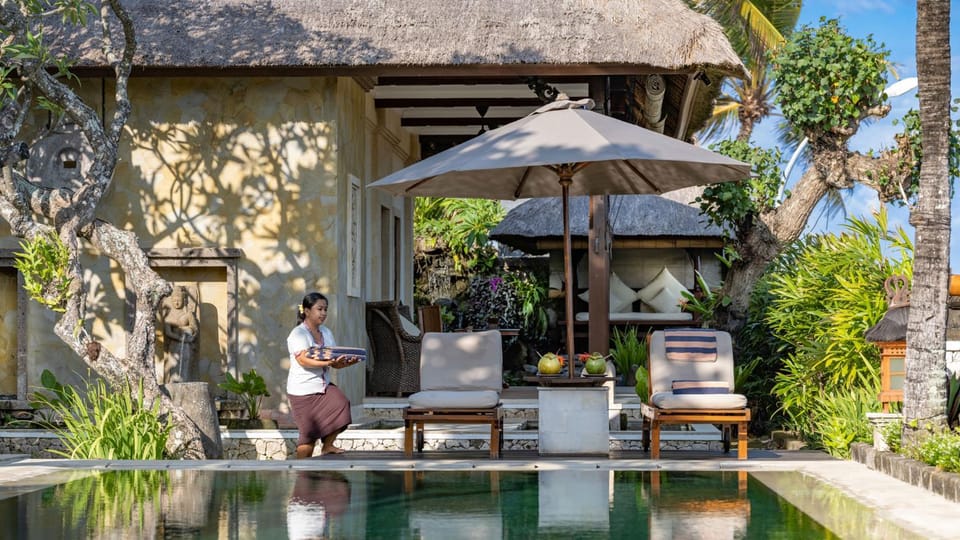 Garden view, Swimming pool, sunbed
