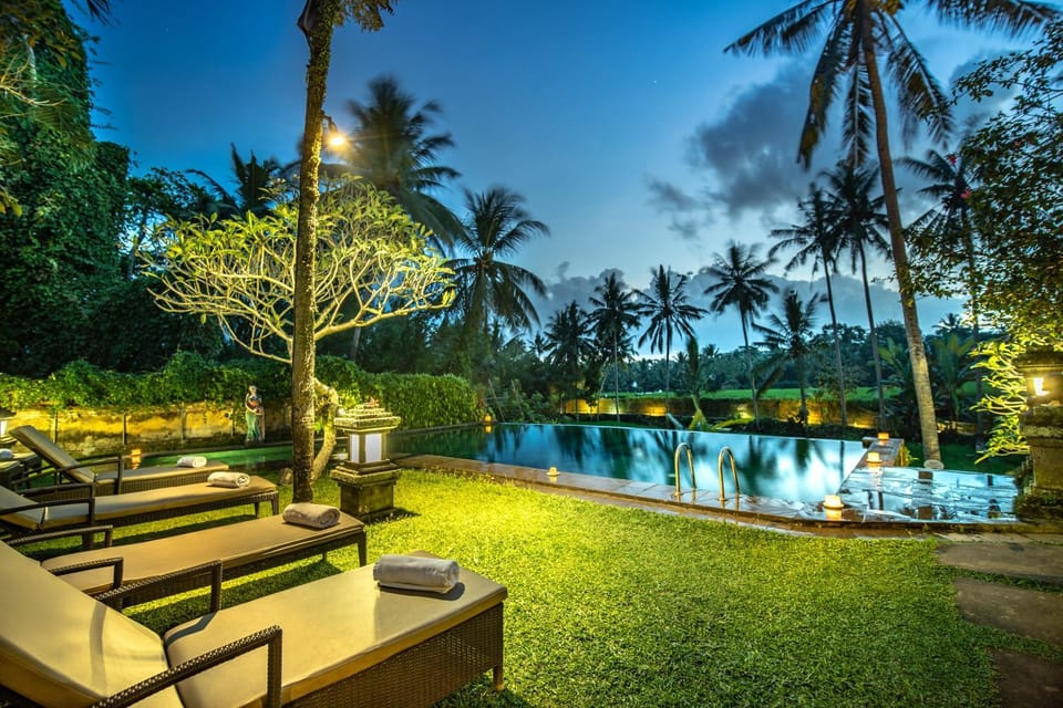 Pool view, Swimming pool
