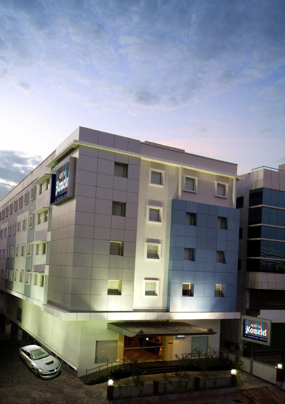 Facade/entrance, Bird's eye view