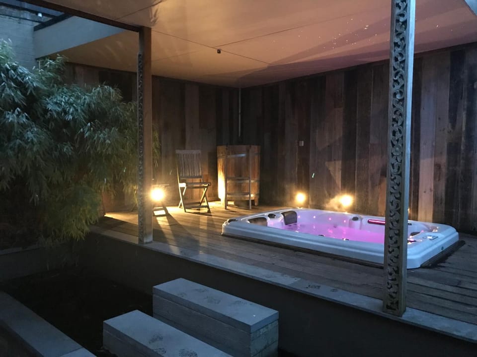 B&B Wellness Yoake Bed and Breakfast in Ypres