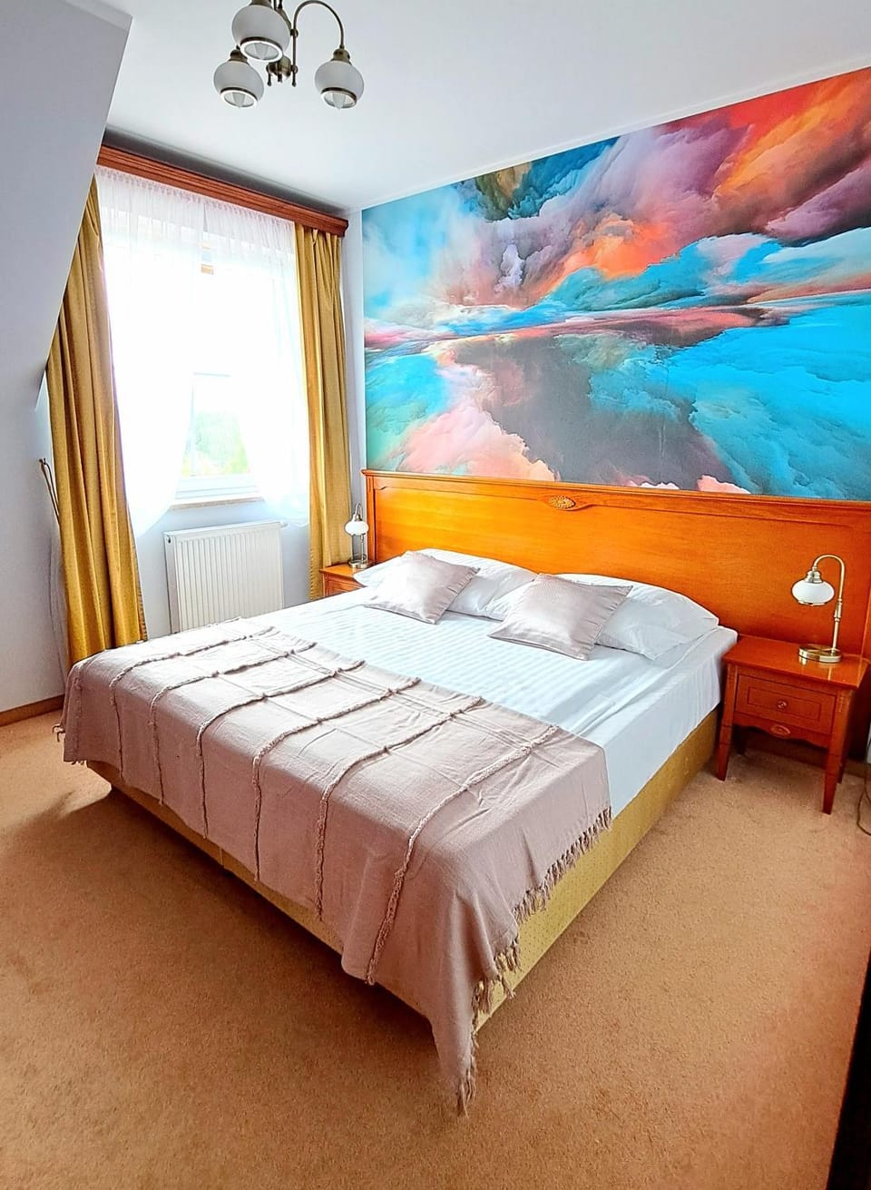 Bed, Photo of the whole room, Bedroom