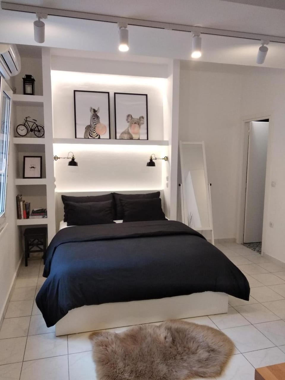 Bed, Bedroom