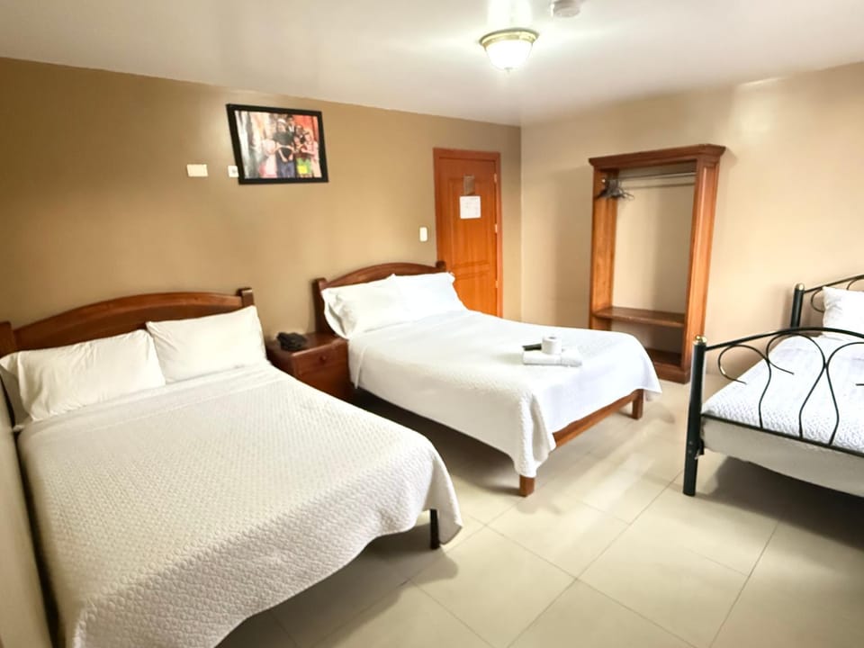 Hostal Casa Grande Bed and Breakfast in Quito