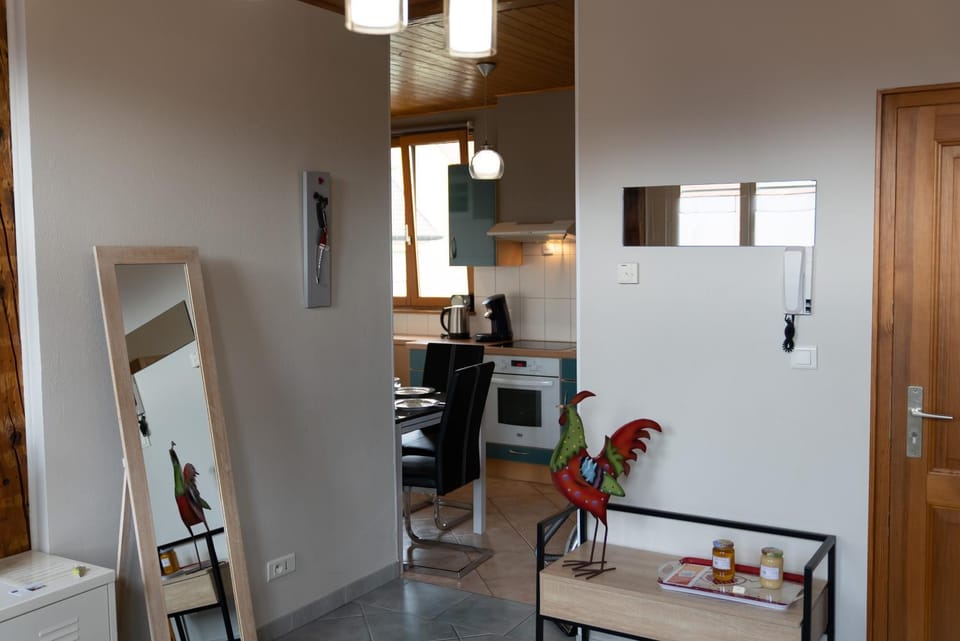 Kitchen or kitchenette, Living room