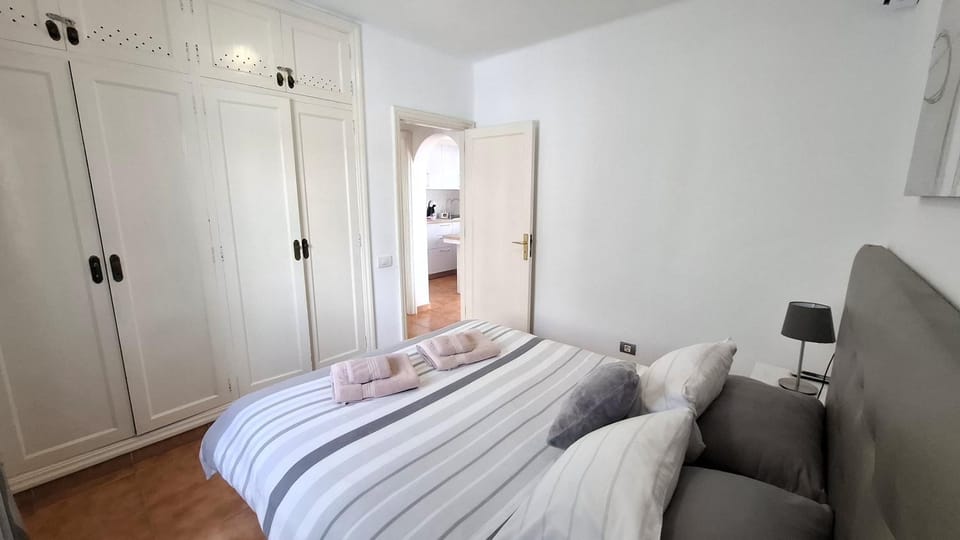 Bed, Photo of the whole room, Bedroom, towels, wardrobe